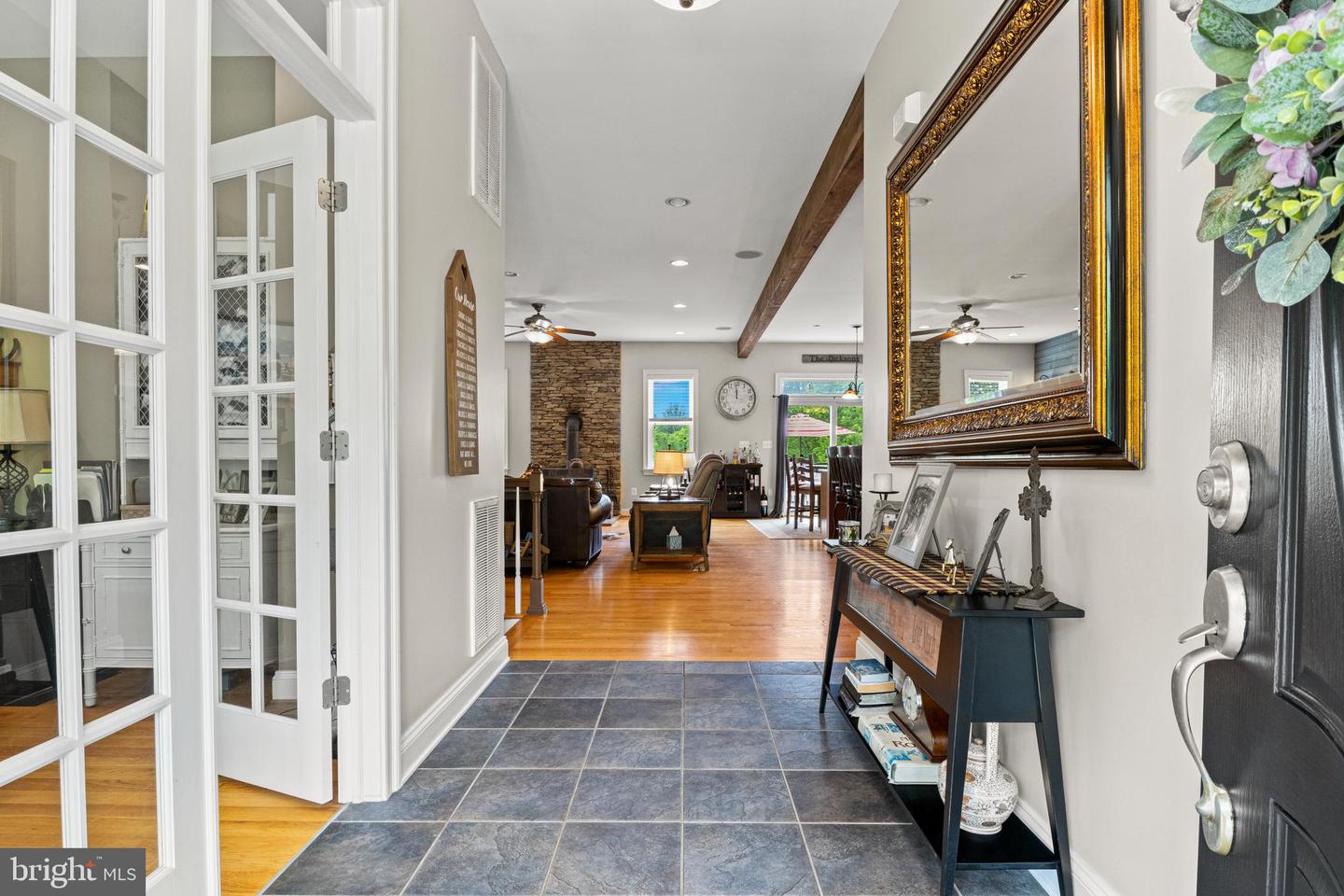 7312 OAK LN, MARSHALL, Virginia 20115, 4 Bedrooms Bedrooms, ,3 BathroomsBathrooms,Residential,For Sale,7312 OAK LN,VAFQ2015344 MLS # VAFQ2015344