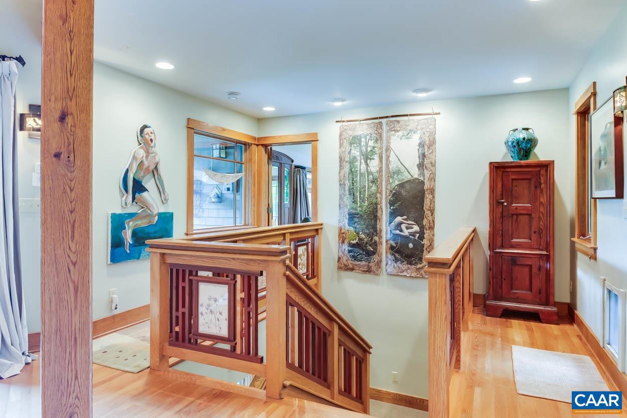 174 SARVISBERRY LN SW, FLOYD, Virginia 24091, 5 Bedrooms Bedrooms, ,5 BathroomsBathrooms,Residential,For Sale,174 SARVISBERRY LN SW,653509 MLS # 653509