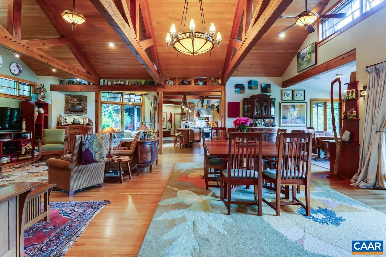 174 SARVISBERRY LN SW, FLOYD, Virginia 24091, 5 Bedrooms Bedrooms, ,5 BathroomsBathrooms,Residential,For Sale,174 SARVISBERRY LN SW,653509 MLS # 653509