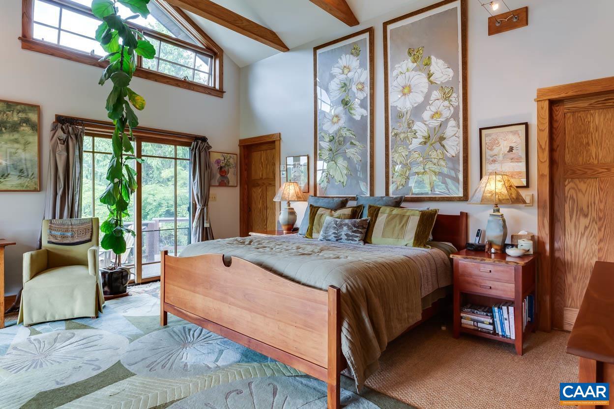 174 SARVISBERRY LN SW, FLOYD, Virginia 24091, 5 Bedrooms Bedrooms, ,5 BathroomsBathrooms,Residential,For Sale,174 SARVISBERRY LN SW,653509 MLS # 653509