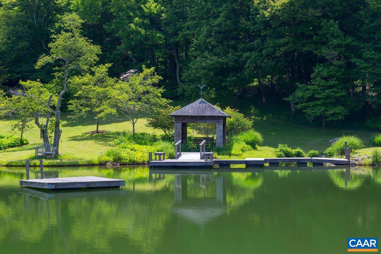 174 SARVISBERRY LN SW, FLOYD, Virginia 24091, 5 Bedrooms Bedrooms, ,5 BathroomsBathrooms,Residential,For Sale,174 SARVISBERRY LN SW,653509 MLS # 653509