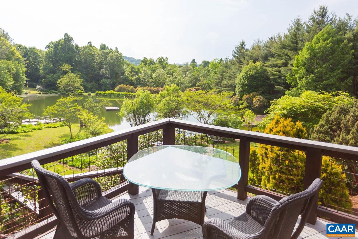 174 SARVISBERRY LN SW, FLOYD, Virginia 24091, 5 Bedrooms Bedrooms, ,5 BathroomsBathrooms,Residential,For Sale,174 SARVISBERRY LN SW,653509 MLS # 653509