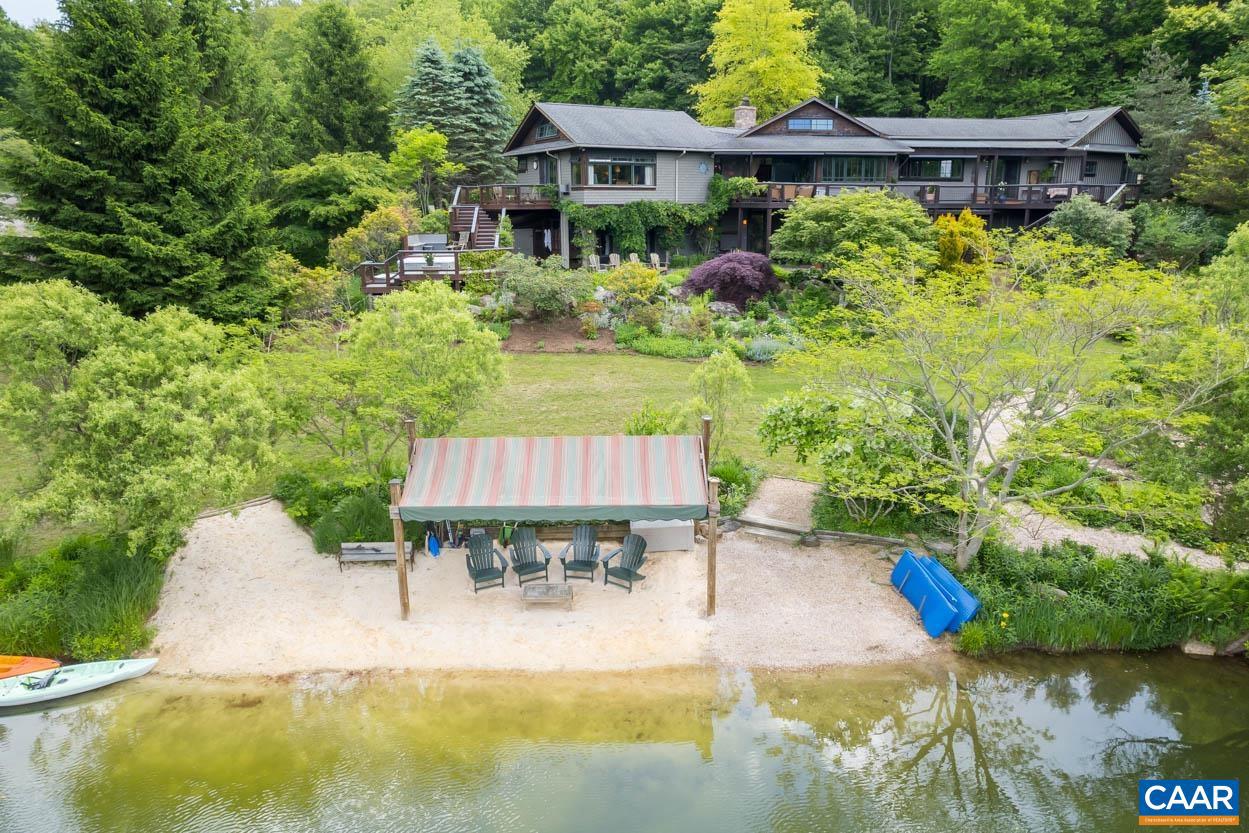 174 SARVISBERRY LN SW, FLOYD, Virginia 24091, 5 Bedrooms Bedrooms, ,5 BathroomsBathrooms,Residential,For Sale,174 SARVISBERRY LN SW,653509 MLS # 653509