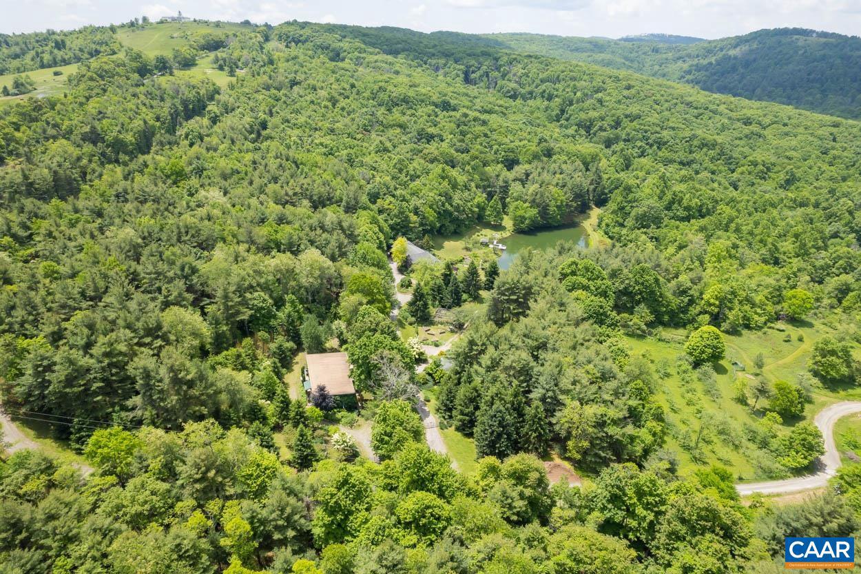 174 SARVISBERRY LN SW, FLOYD, Virginia 24091, 5 Bedrooms Bedrooms, ,5 BathroomsBathrooms,Residential,For Sale,174 SARVISBERRY LN SW,653509 MLS # 653509