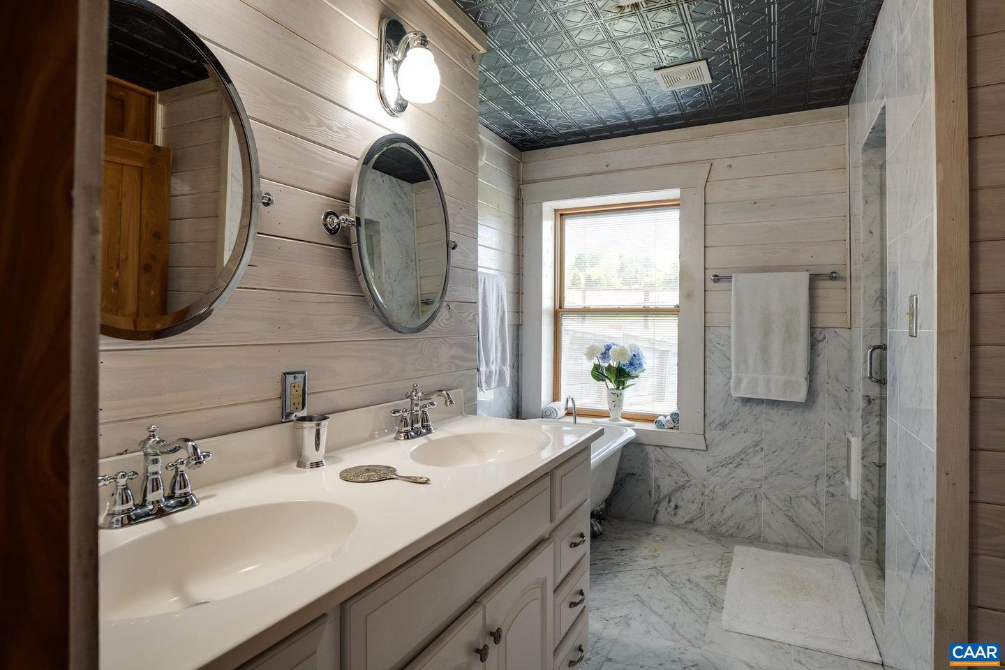 240 STONELEIGH RD, PALMYRA, Virginia 22963, 6 Bedrooms Bedrooms, ,3 BathroomsBathrooms,Residential,For Sale,240 STONELEIGH RD,661508 MLS # 661508 240 STONELEIGH RD, PALMYRA, Virginia 22963, 6 Bedrooms Bedrooms, ,3 BathroomsBathrooms,Residential,For Sale,240 STONELEIGH RD,661508 MLS # 661508