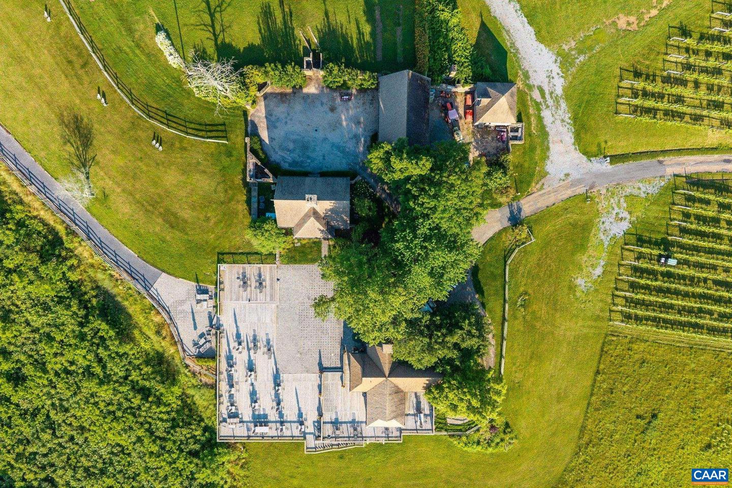 24981 BLUE RIDGE PKWY, VESUVIUS, Virginia 24483, 4 Bedrooms Bedrooms, ,4 BathroomsBathrooms,Residential,For Sale,24981 BLUE RIDGE PKWY,661914 MLS # 661914 24981 BLUE RIDGE PKWY, VESUVIUS, Virginia 24483, 4 Bedrooms Bedrooms, ,4 BathroomsBathrooms,Residential,For Sale,24981 BLUE RIDGE PKWY,661914 MLS # 661914