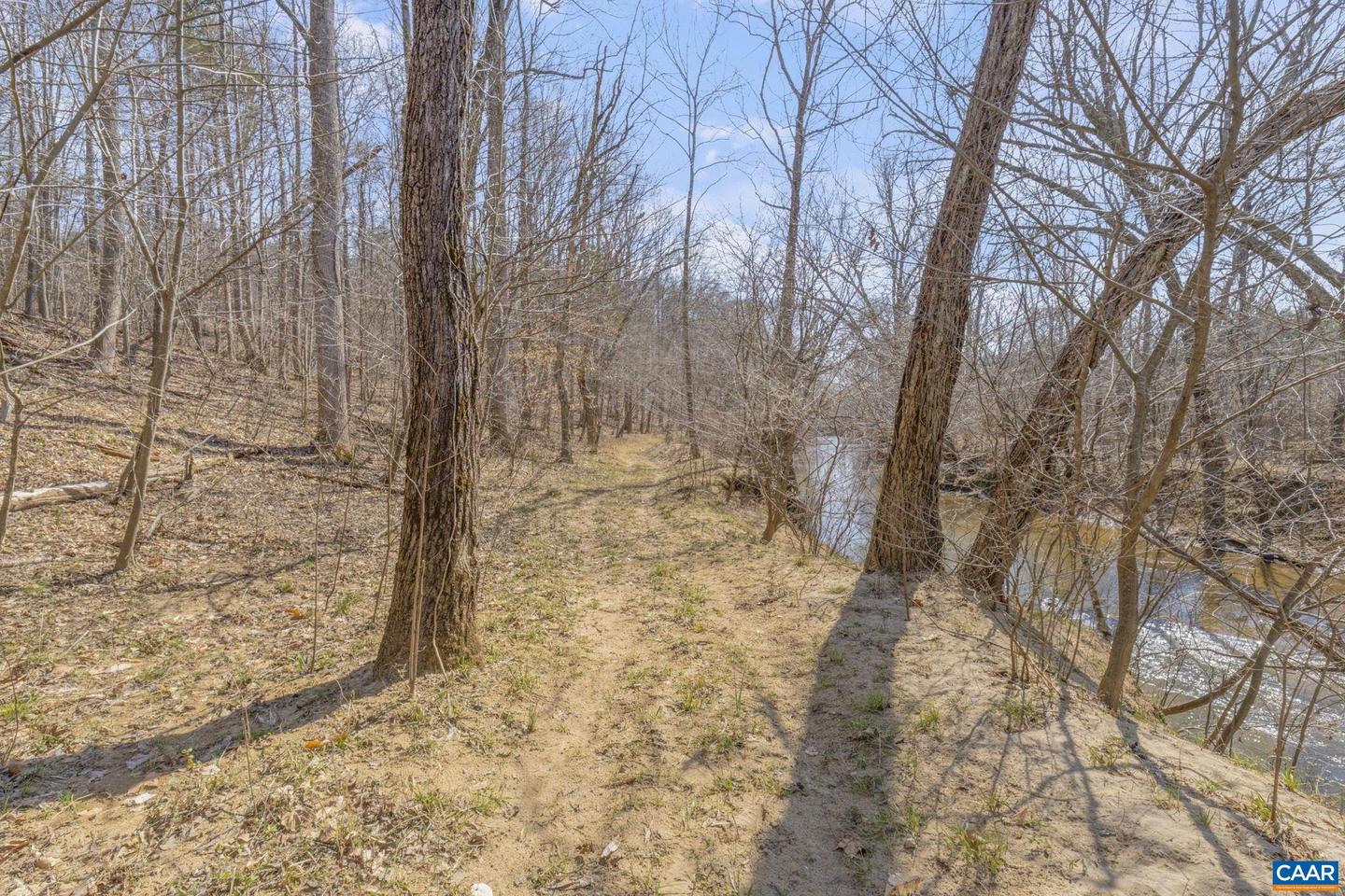 1353 BANTON SHOP RD, DILLWYN, Virginia 23936, 5 Bedrooms Bedrooms, ,3 BathroomsBathrooms,Residential,For Sale,1353 BANTON SHOP RD,662027 MLS # 662027