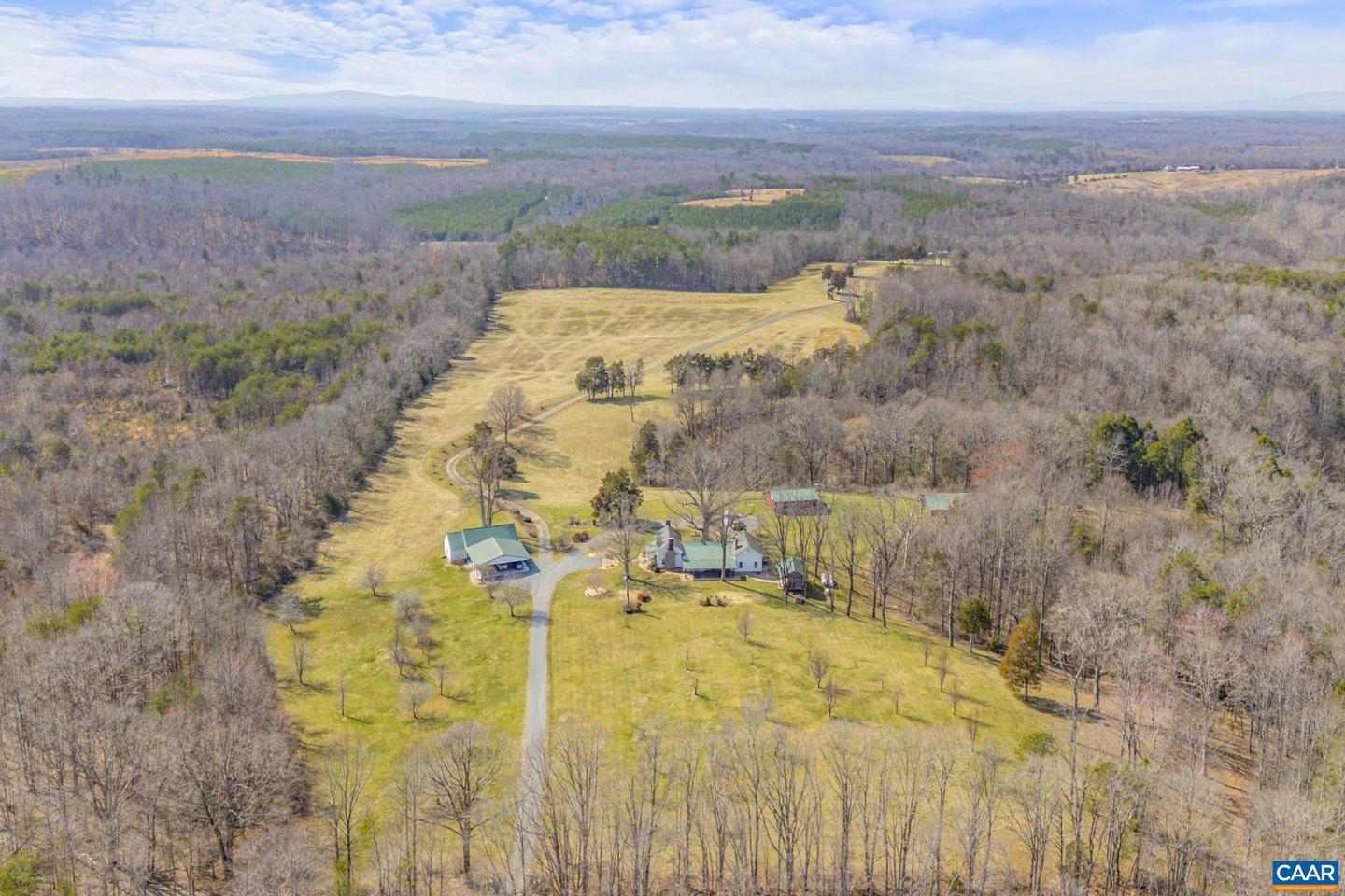 1353 BANTON SHOP RD, DILLWYN, Virginia 23936, 5 Bedrooms Bedrooms, ,3 BathroomsBathrooms,Residential,For Sale,1353 BANTON SHOP RD,662027 MLS # 662027