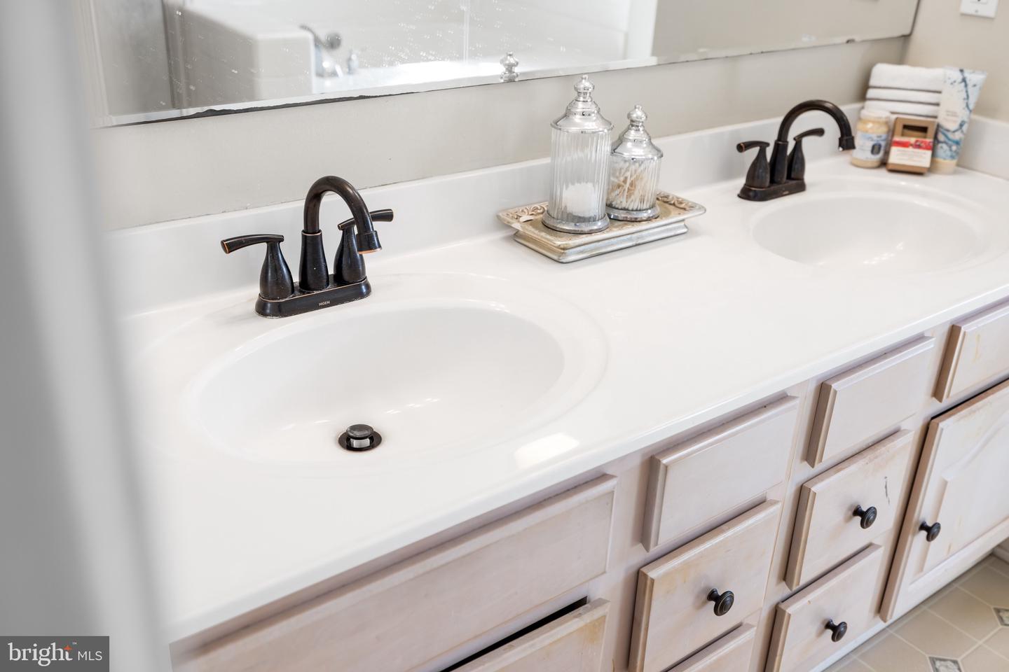 4204 OLD FINCASTLE RD, FINCASTLE, Virginia 24090, 3 Bedrooms Bedrooms, ,2 BathroomsBathrooms,Residential,For Sale,4204 OLD FINCASTLE RD,VABO2000012 MLS # VABO2000012