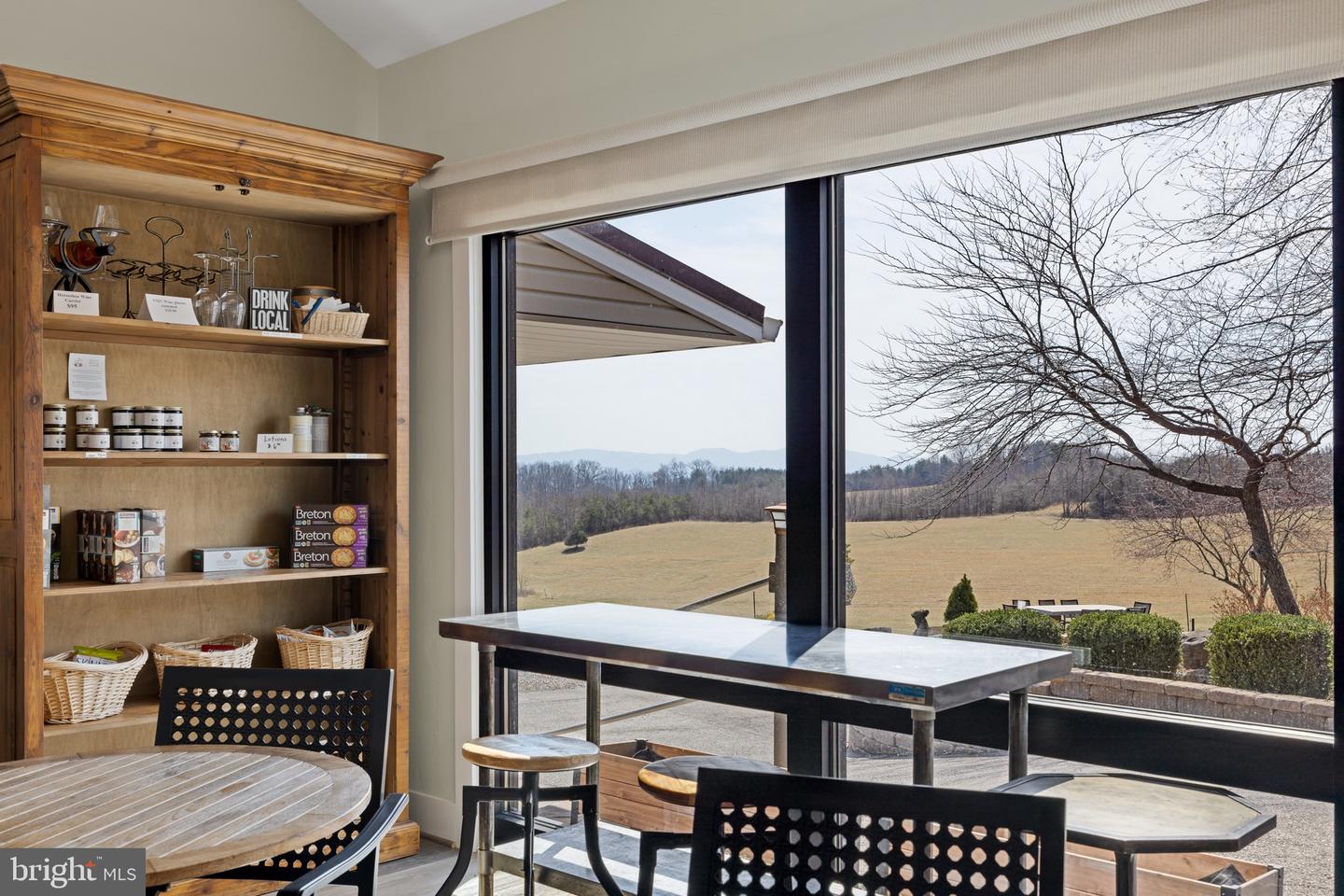 4204 OLD FINCASTLE RD, FINCASTLE, Virginia 24090, 3 Bedrooms Bedrooms, ,2 BathroomsBathrooms,Residential,For Sale,4204 OLD FINCASTLE RD,VABO2000012 MLS # VABO2000012