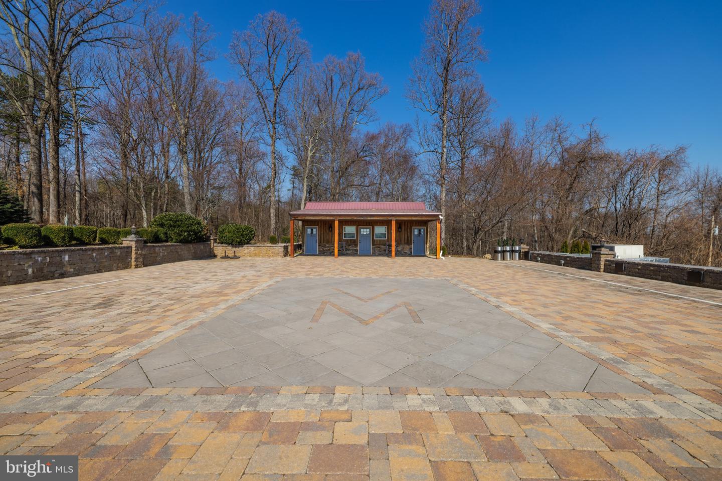 4204 OLD FINCASTLE RD, FINCASTLE, Virginia 24090, 3 Bedrooms Bedrooms, ,2 BathroomsBathrooms,Residential,For Sale,4204 OLD FINCASTLE RD,VABO2000012 MLS # VABO2000012