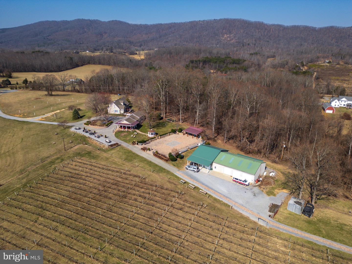 4204 OLD FINCASTLE RD, FINCASTLE, Virginia 24090, 3 Bedrooms Bedrooms, ,2 BathroomsBathrooms,Residential,For Sale,4204 OLD FINCASTLE RD,VABO2000012 MLS # VABO2000012