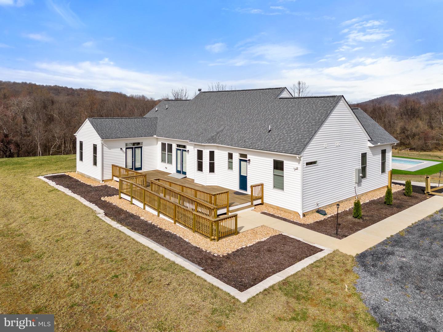 4050 CARRINGTON RD, DELAPLANE, Virginia 20144, 4 Bedrooms Bedrooms, ,2 BathroomsBathrooms,Residential,For Sale,4050 CARRINGTON RD,VAFQ2015750 MLS # VAFQ2015750 4050 CARRINGTON RD, DELAPLANE, Virginia 20144, 4 Bedrooms Bedrooms, ,2 BathroomsBathrooms,Residential,For Sale,4050 CARRINGTON RD,VAFQ2015750 MLS # VAFQ2015750