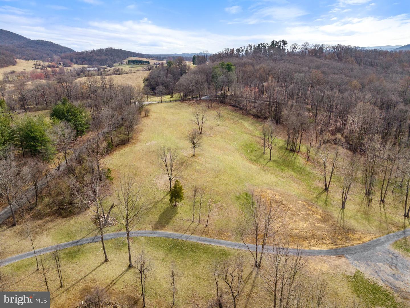 4050 CARRINGTON RD, DELAPLANE, Virginia 20144, 4 Bedrooms Bedrooms, ,2 BathroomsBathrooms,Residential,For Sale,4050 CARRINGTON RD,VAFQ2015750 MLS # VAFQ2015750 4050 CARRINGTON RD, DELAPLANE, Virginia 20144, 4 Bedrooms Bedrooms, ,2 BathroomsBathrooms,Residential,For Sale,4050 CARRINGTON RD,VAFQ2015750 MLS # VAFQ2015750