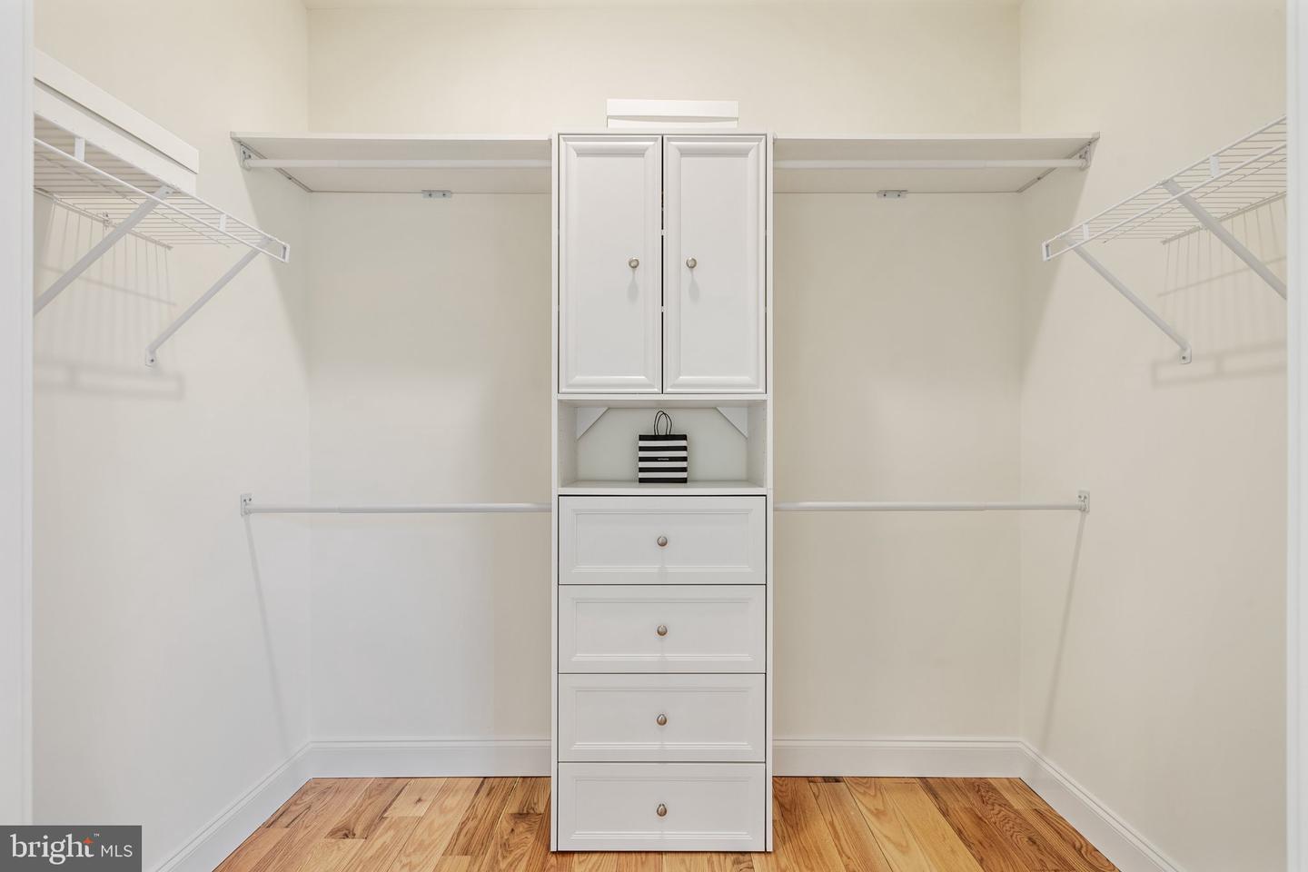 4050 CARRINGTON RD, DELAPLANE, Virginia 20144, 4 Bedrooms Bedrooms, ,2 BathroomsBathrooms,Residential,For Sale,4050 CARRINGTON RD,VAFQ2015750 MLS # VAFQ2015750 4050 CARRINGTON RD, DELAPLANE, Virginia 20144, 4 Bedrooms Bedrooms, ,2 BathroomsBathrooms,Residential,For Sale,4050 CARRINGTON RD,VAFQ2015750 MLS # VAFQ2015750