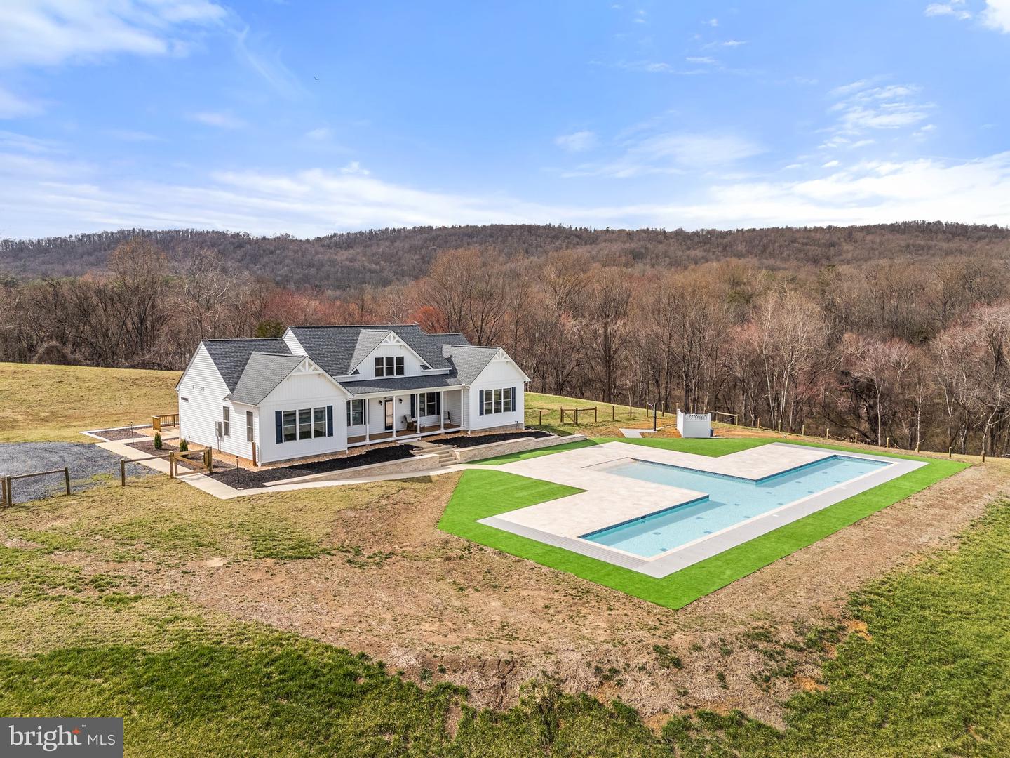 4050 CARRINGTON RD, DELAPLANE, Virginia 20144, 4 Bedrooms Bedrooms, ,2 BathroomsBathrooms,Residential,For Sale,4050 CARRINGTON RD,VAFQ2015750 MLS # VAFQ2015750 4050 CARRINGTON RD, DELAPLANE, Virginia 20144, 4 Bedrooms Bedrooms, ,2 BathroomsBathrooms,Residential,For Sale,4050 CARRINGTON RD,VAFQ2015750 MLS # VAFQ2015750