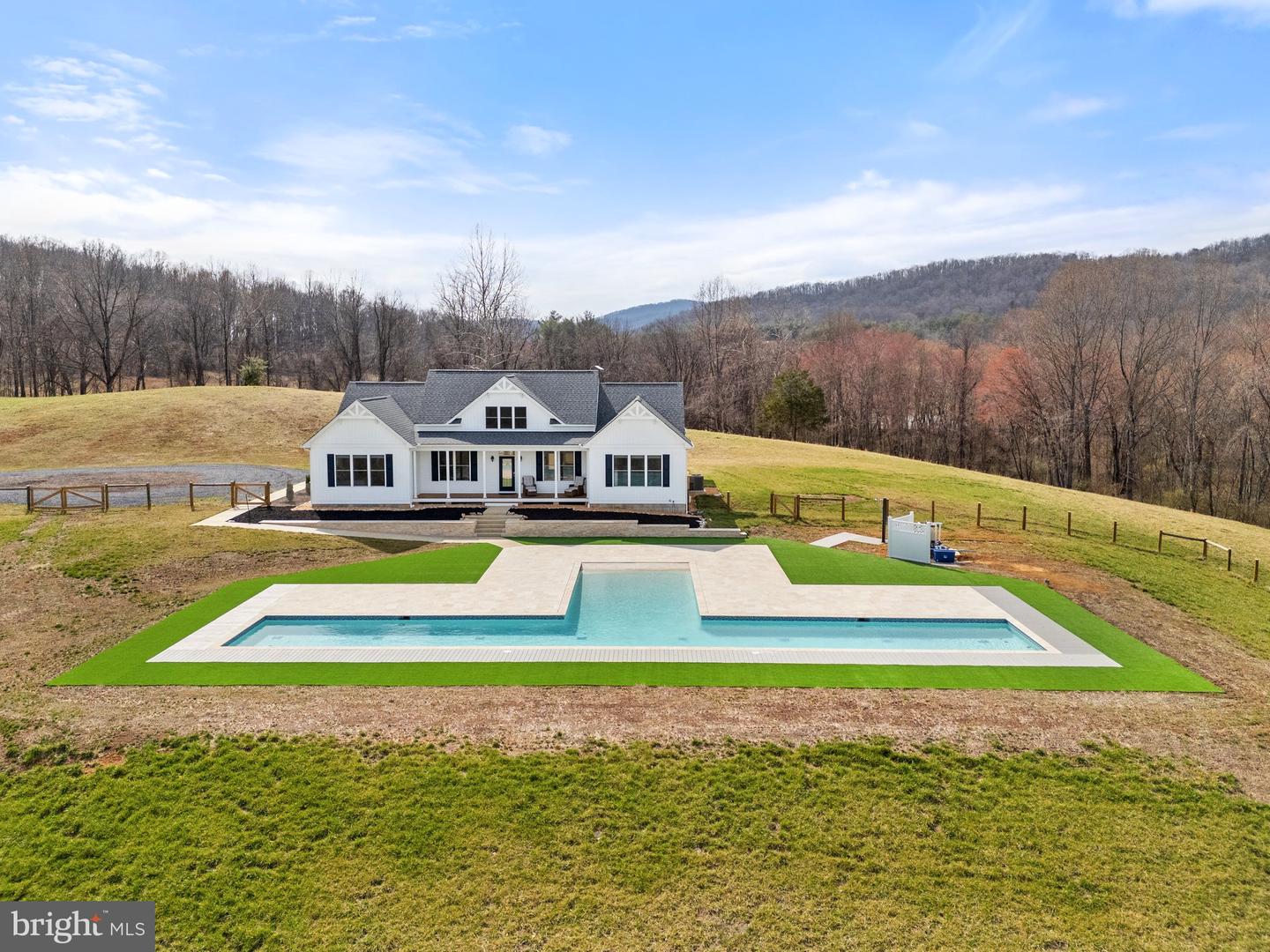 4050 CARRINGTON RD, DELAPLANE, Virginia 20144, 4 Bedrooms Bedrooms, ,2 BathroomsBathrooms,Residential,For Sale,4050 CARRINGTON RD,VAFQ2015750 MLS # VAFQ2015750 4050 CARRINGTON RD, DELAPLANE, Virginia 20144, 4 Bedrooms Bedrooms, ,2 BathroomsBathrooms,Residential,For Sale,4050 CARRINGTON RD,VAFQ2015750 MLS # VAFQ2015750