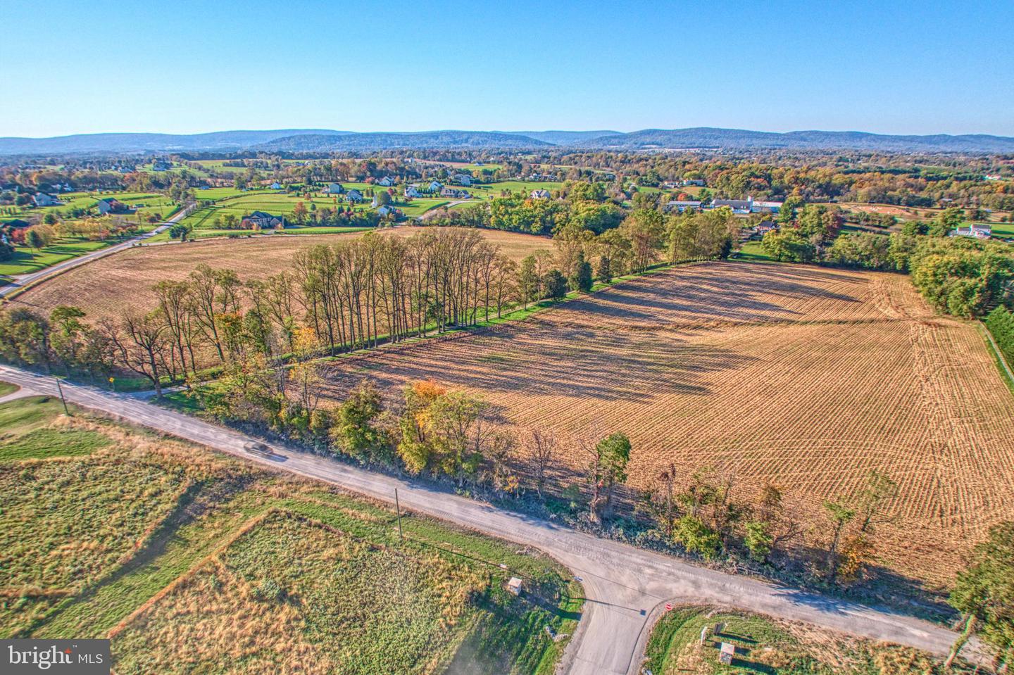 38678 PIGGOTT BOTTOM RD, HAMILTON, Virginia 20158, 4 Bedrooms Bedrooms, ,2 BathroomsBathrooms,Residential,For Sale,38678 PIGGOTT BOTTOM RD,VALO2088172 MLS # VALO2088172