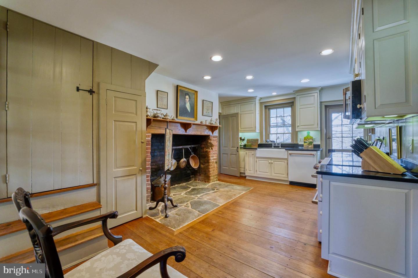 38678 PIGGOTT BOTTOM RD, HAMILTON, Virginia 20158, 4 Bedrooms Bedrooms, ,2 BathroomsBathrooms,Residential,For Sale,38678 PIGGOTT BOTTOM RD,VALO2088172 MLS # VALO2088172