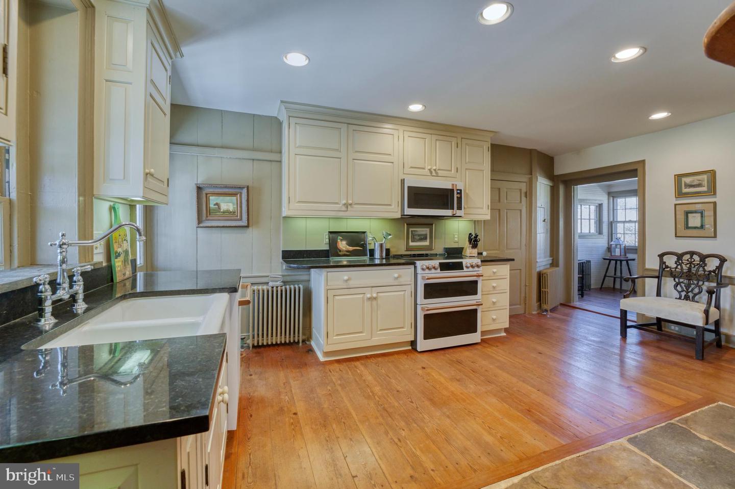 38678 PIGGOTT BOTTOM RD, HAMILTON, Virginia 20158, 4 Bedrooms Bedrooms, ,2 BathroomsBathrooms,Residential,For Sale,38678 PIGGOTT BOTTOM RD,VALO2088172 MLS # VALO2088172