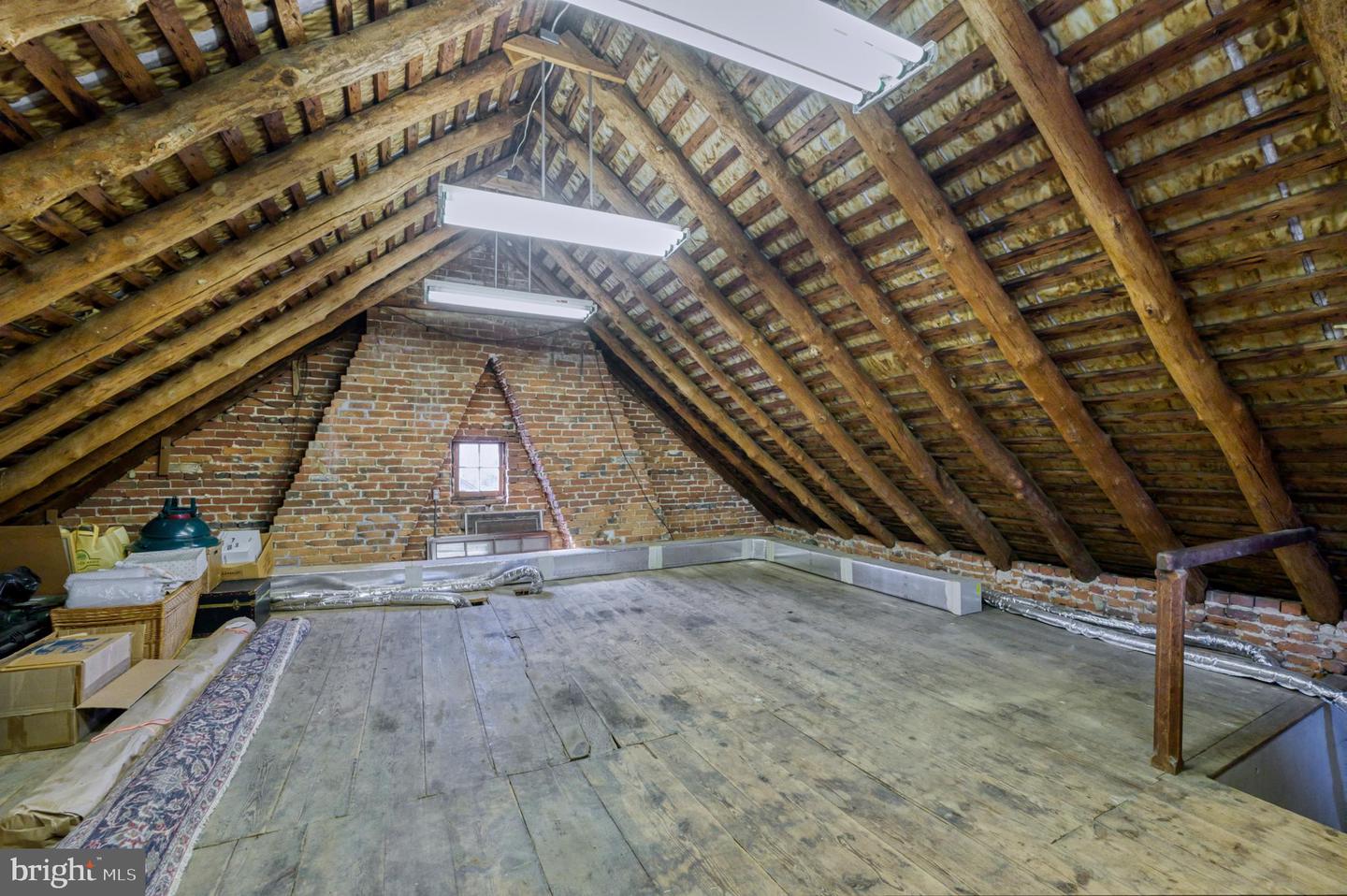 38678 PIGGOTT BOTTOM RD, HAMILTON, Virginia 20158, 4 Bedrooms Bedrooms, ,2 BathroomsBathrooms,Residential,For Sale,38678 PIGGOTT BOTTOM RD,VALO2088172 MLS # VALO2088172