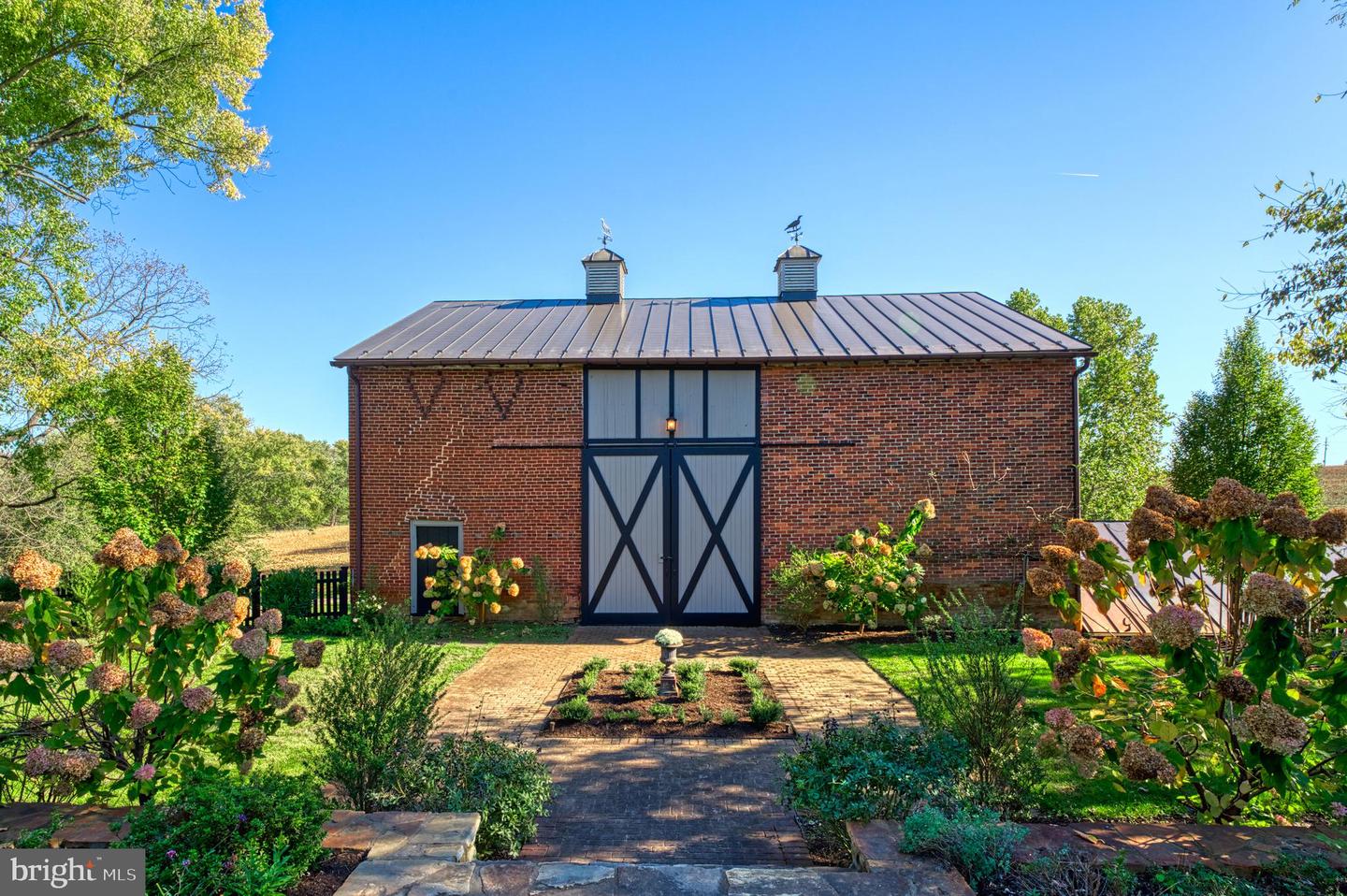 38678 PIGGOTT BOTTOM RD, HAMILTON, Virginia 20158, 4 Bedrooms Bedrooms, ,2 BathroomsBathrooms,Residential,For Sale,38678 PIGGOTT BOTTOM RD,VALO2088172 MLS # VALO2088172