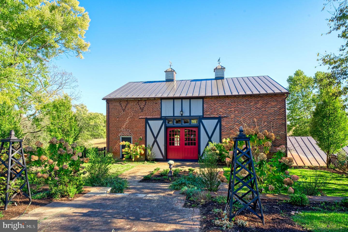 38678 PIGGOTT BOTTOM RD, HAMILTON, Virginia 20158, 4 Bedrooms Bedrooms, ,2 BathroomsBathrooms,Residential,For Sale,38678 PIGGOTT BOTTOM RD,VALO2088172 MLS # VALO2088172