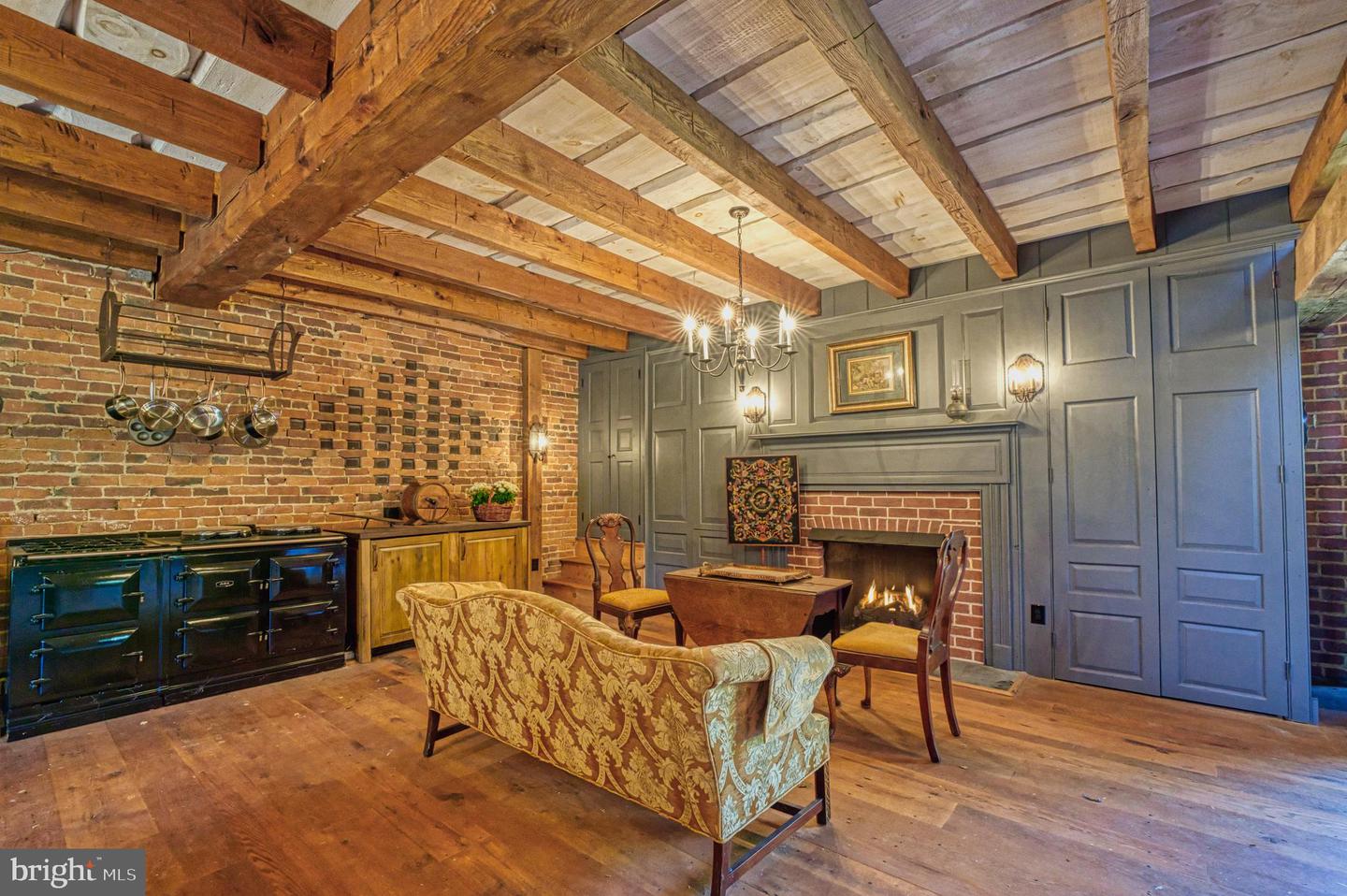 38678 PIGGOTT BOTTOM RD, HAMILTON, Virginia 20158, 4 Bedrooms Bedrooms, ,2 BathroomsBathrooms,Residential,For Sale,38678 PIGGOTT BOTTOM RD,VALO2088172 MLS # VALO2088172