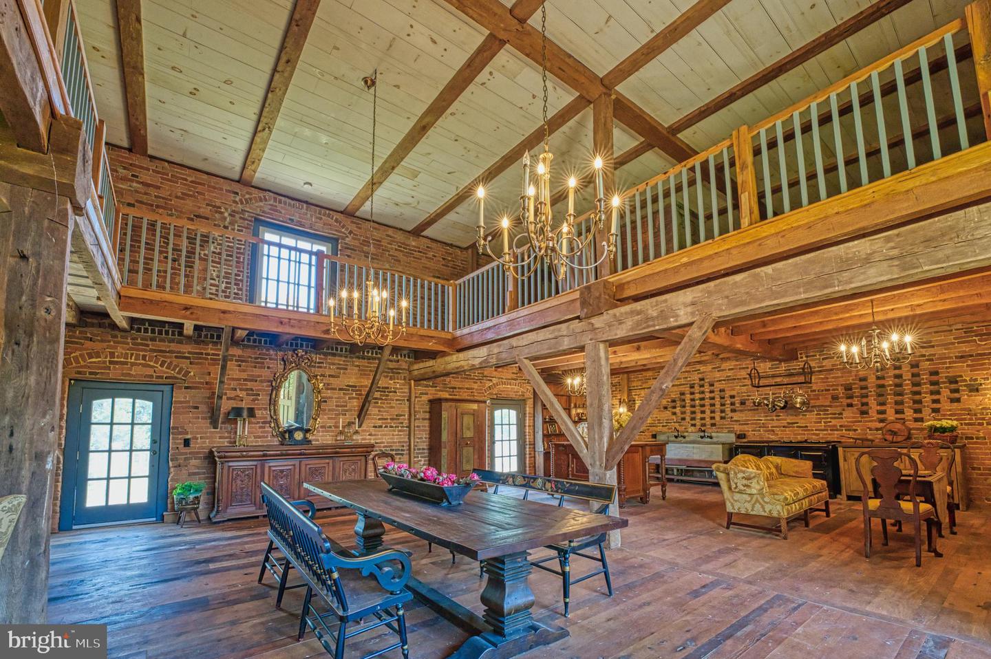 38678 PIGGOTT BOTTOM RD, HAMILTON, Virginia 20158, 4 Bedrooms Bedrooms, ,2 BathroomsBathrooms,Residential,For Sale,38678 PIGGOTT BOTTOM RD,VALO2088172 MLS # VALO2088172