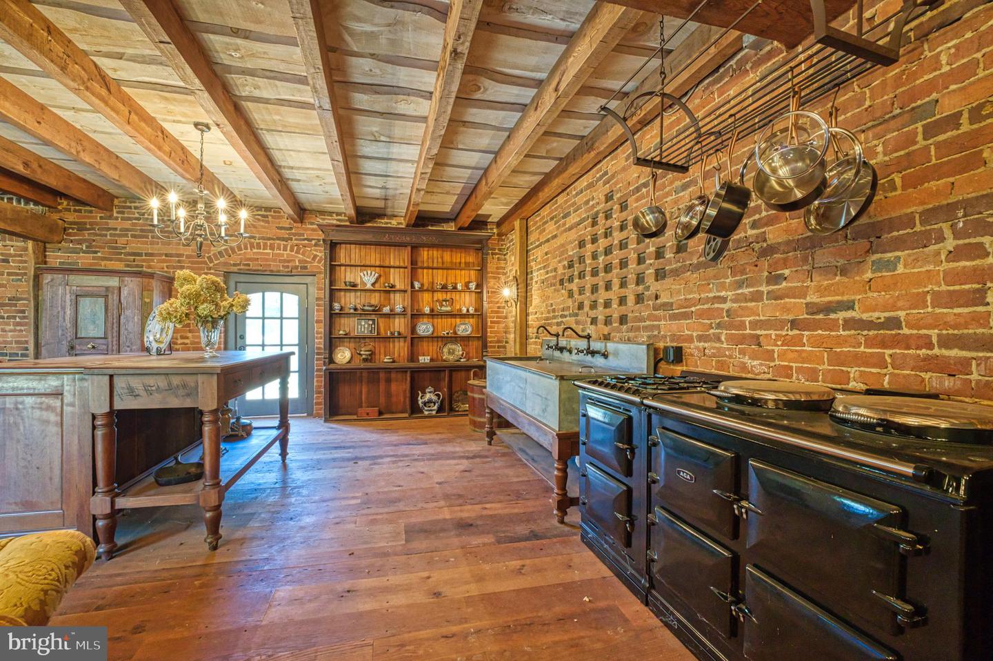 38678 PIGGOTT BOTTOM RD, HAMILTON, Virginia 20158, 4 Bedrooms Bedrooms, ,2 BathroomsBathrooms,Residential,For Sale,38678 PIGGOTT BOTTOM RD,VALO2088172 MLS # VALO2088172