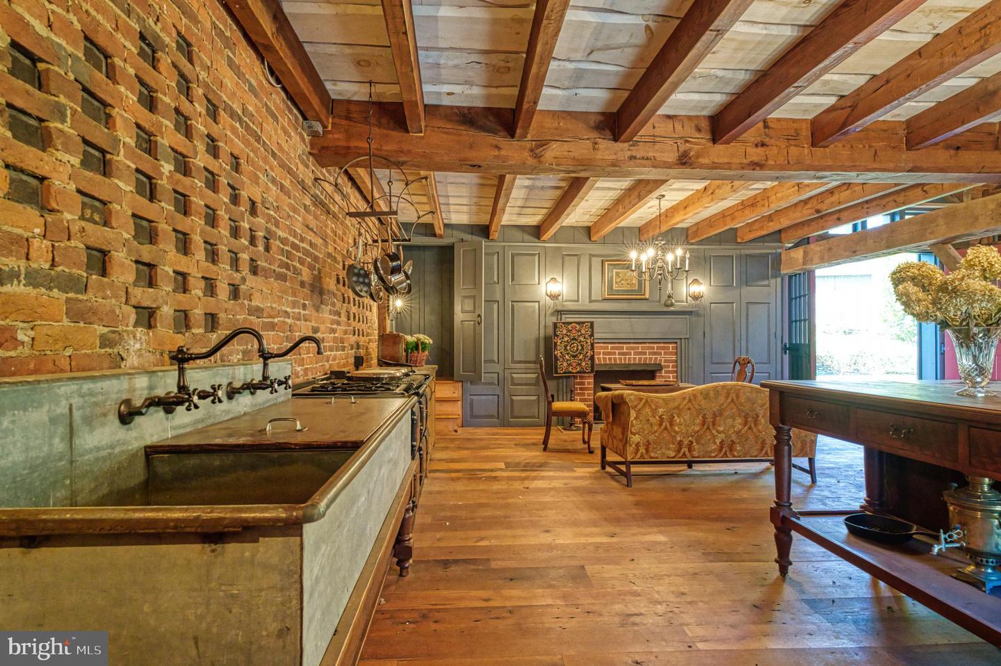 38678 PIGGOTT BOTTOM RD, HAMILTON, Virginia 20158, 4 Bedrooms Bedrooms, ,2 BathroomsBathrooms,Residential,For Sale,38678 PIGGOTT BOTTOM RD,VALO2088172 MLS # VALO2088172