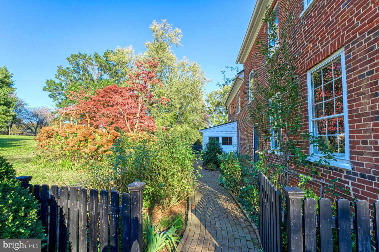 38678 PIGGOTT BOTTOM RD, HAMILTON, Virginia 20158, 4 Bedrooms Bedrooms, ,2 BathroomsBathrooms,Residential,For Sale,38678 PIGGOTT BOTTOM RD,VALO2088172 MLS # VALO2088172