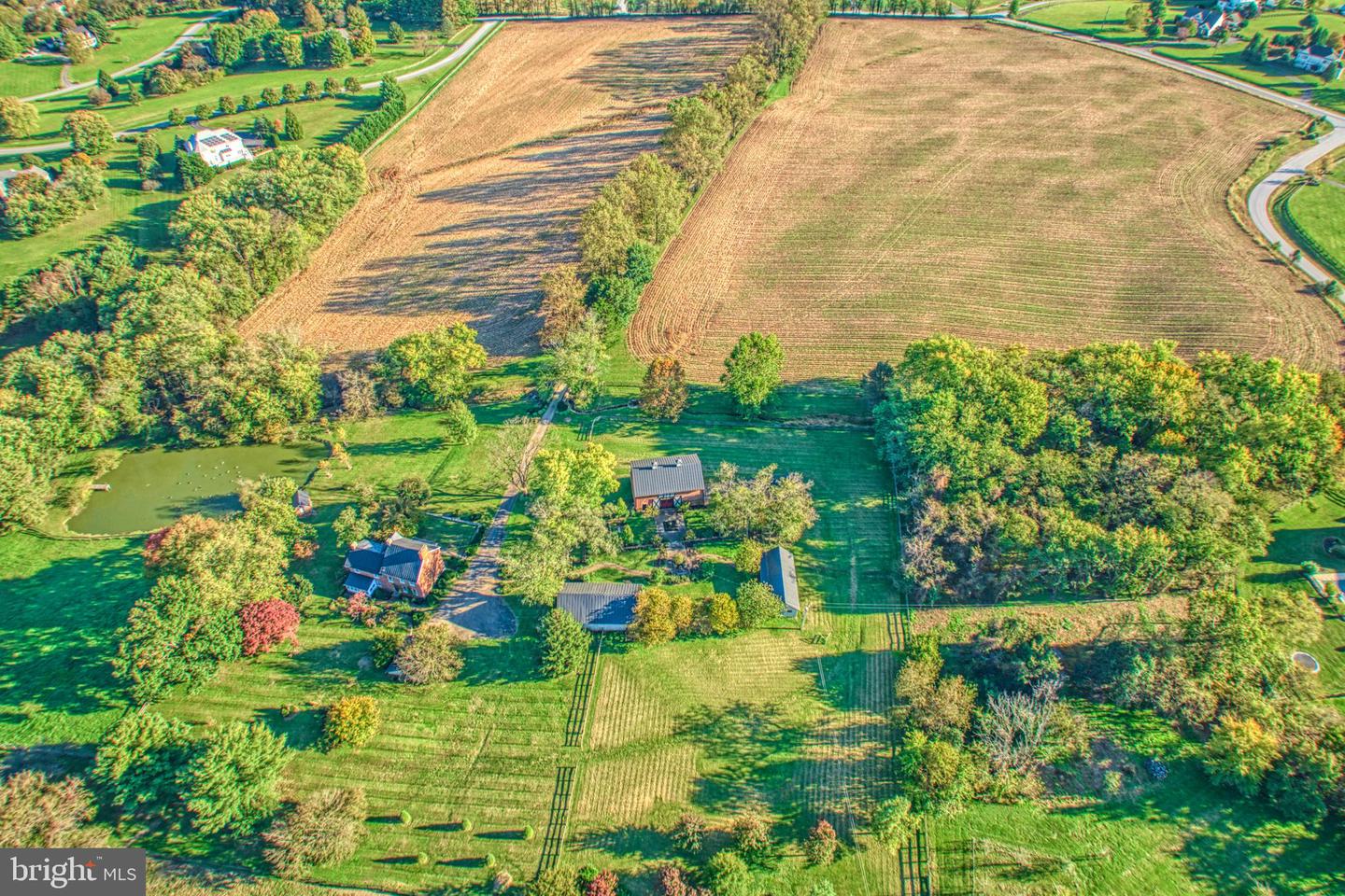 38678 PIGGOTT BOTTOM RD, HAMILTON, Virginia 20158, 4 Bedrooms Bedrooms, ,2 BathroomsBathrooms,Residential,For Sale,38678 PIGGOTT BOTTOM RD,VALO2088172 MLS # VALO2088172