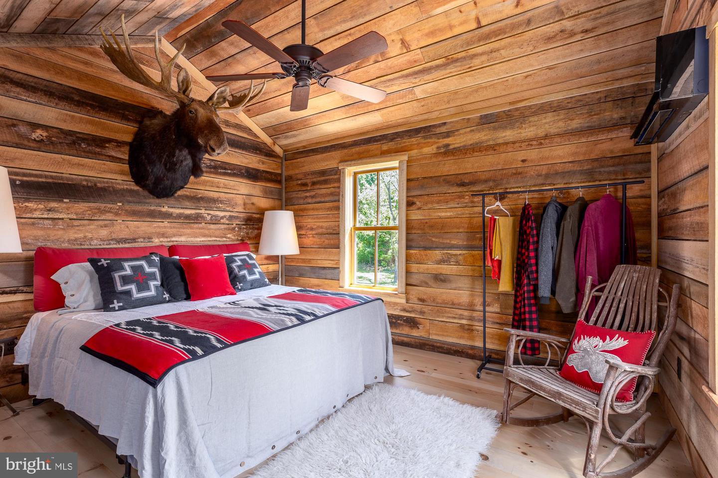 4320 BROWNTOWN RD, FRONT ROYAL, Virginia 22630, 4 Bedrooms Bedrooms, ,2 BathroomsBathrooms,Residential,For Sale,4320 BROWNTOWN RD,VAWR2010900 MLS # VAWR2010900