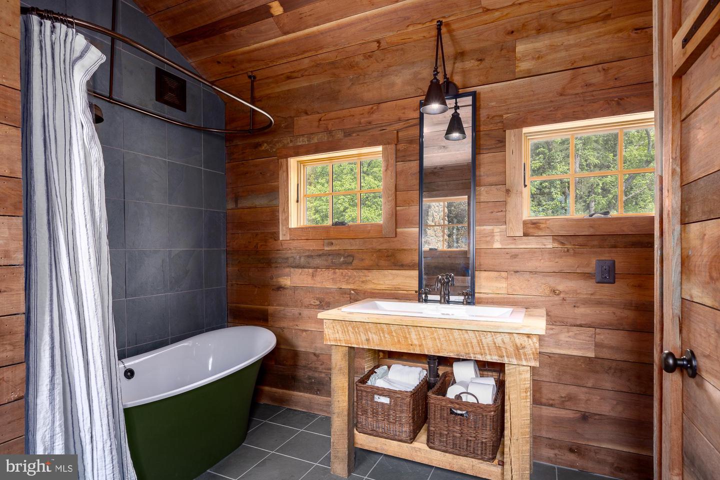 4320 BROWNTOWN RD, FRONT ROYAL, Virginia 22630, 4 Bedrooms Bedrooms, ,2 BathroomsBathrooms,Residential,For Sale,4320 BROWNTOWN RD,VAWR2010900 MLS # VAWR2010900