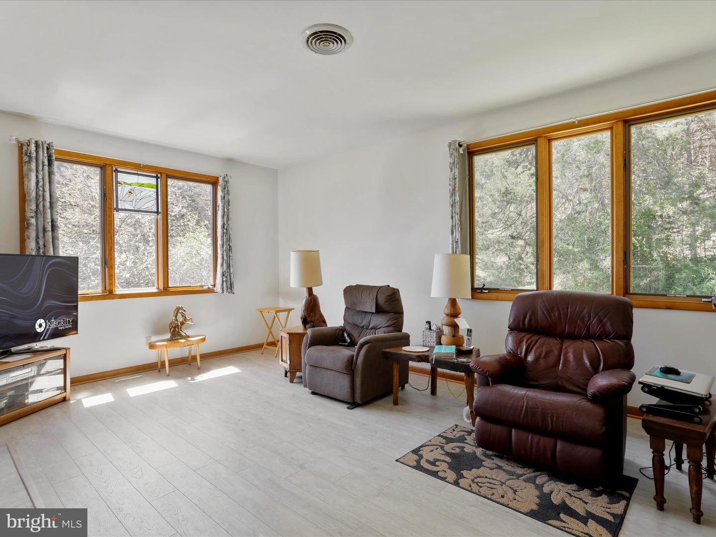 1639 SUGAR HILL RD, MAURERTOWN, Virginia 22644, 4 Bedrooms Bedrooms, ,4 BathroomsBathrooms,Residential,For Sale,1639 SUGAR HILL RD,VASH2011156 MLS # VASH2011156