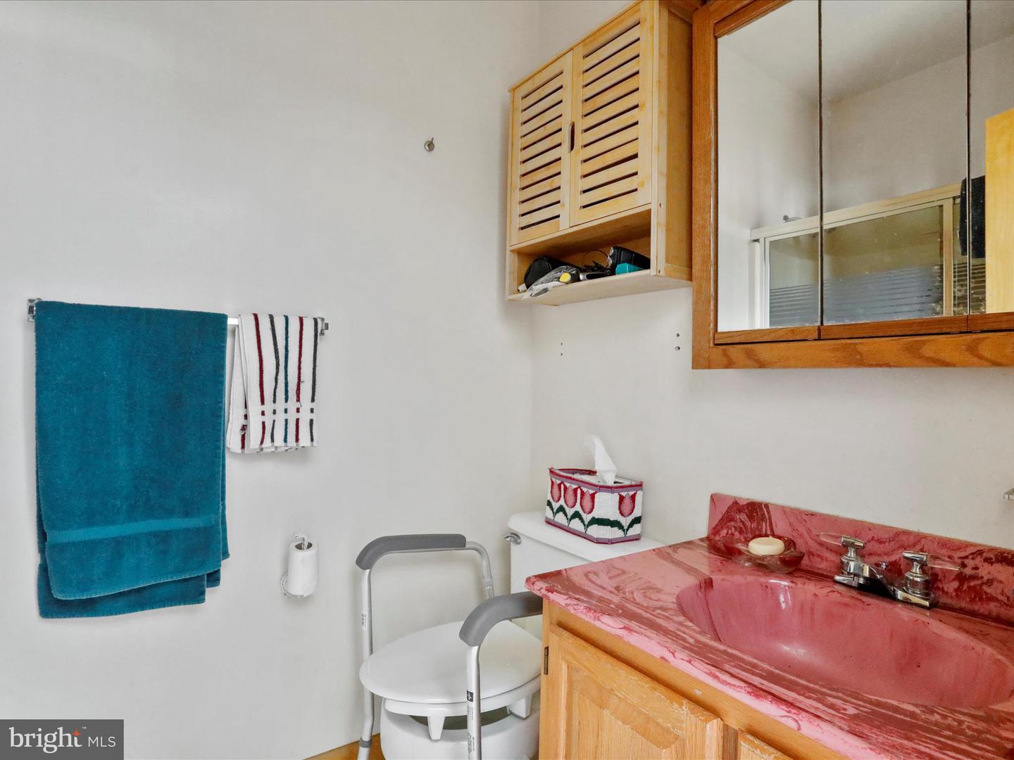 1639 SUGAR HILL RD, MAURERTOWN, Virginia 22644, 4 Bedrooms Bedrooms, ,4 BathroomsBathrooms,Residential,For Sale,1639 SUGAR HILL RD,VASH2011156 MLS # VASH2011156