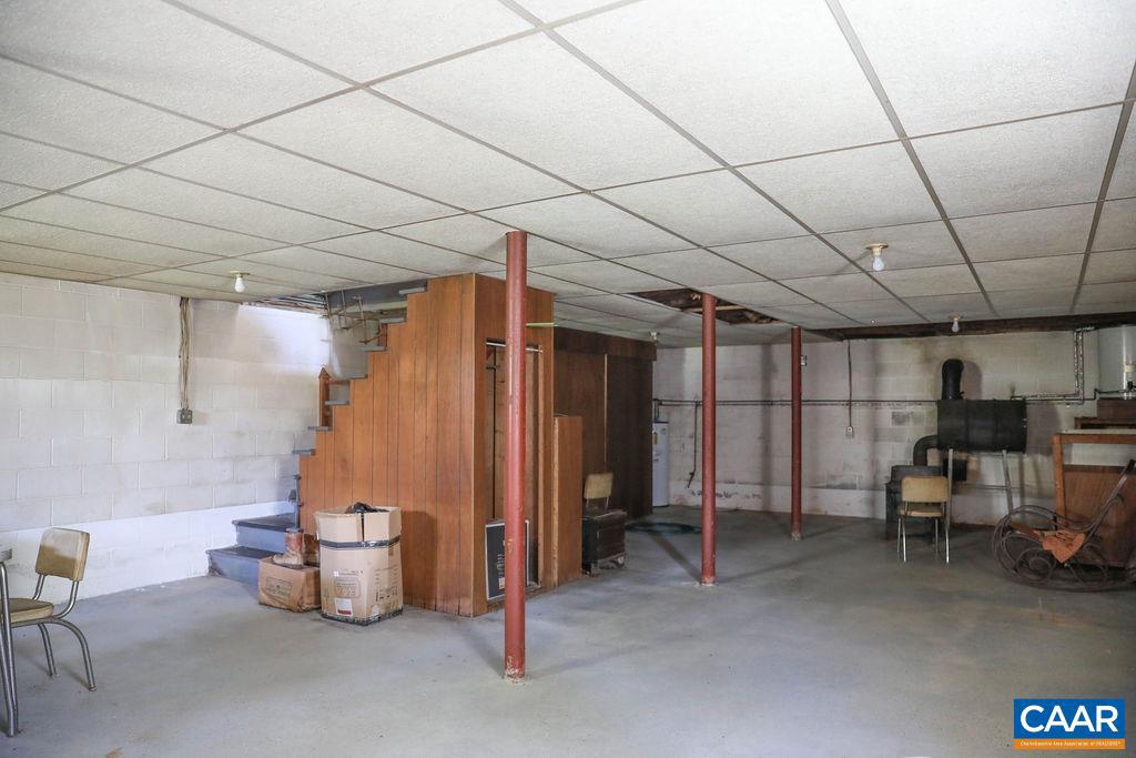 6928 BLACKWELLS HOLLOW RD, CROZET, Virginia 22932, 2 Bedrooms Bedrooms, ,1 BathroomBathrooms,Residential,For Sale,6928 BLACKWELLS HOLLOW RD,663505 MLS # 663505