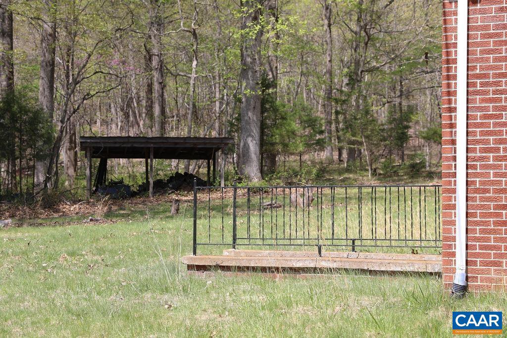 6928 BLACKWELLS HOLLOW RD, CROZET, Virginia 22932, 2 Bedrooms Bedrooms, ,1 BathroomBathrooms,Residential,For Sale,6928 BLACKWELLS HOLLOW RD,663505 MLS # 663505