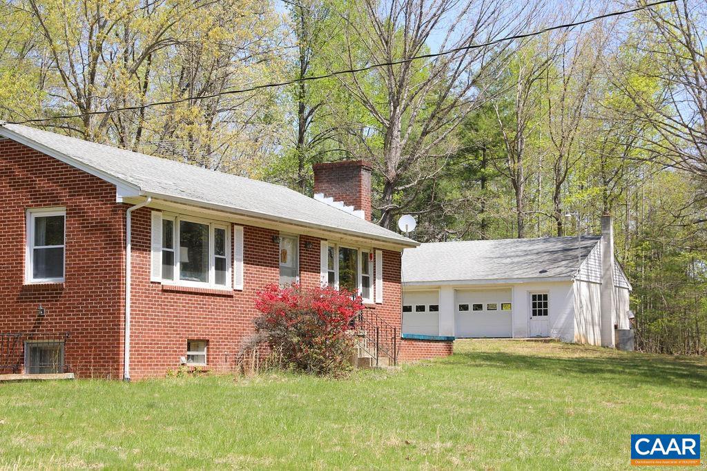 6928 BLACKWELLS HOLLOW RD, CROZET, Virginia 22932, 2 Bedrooms Bedrooms, ,1 BathroomBathrooms,Residential,For Sale,6928 BLACKWELLS HOLLOW RD,663505 MLS # 663505