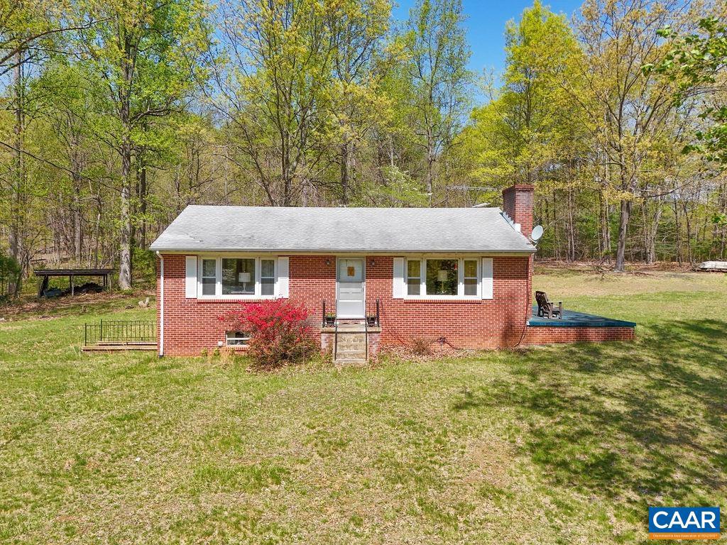 6928 BLACKWELLS HOLLOW RD, CROZET, Virginia 22932, 2 Bedrooms Bedrooms, ,1 BathroomBathrooms,Residential,For Sale,6928 BLACKWELLS HOLLOW RD,663505 MLS # 663505