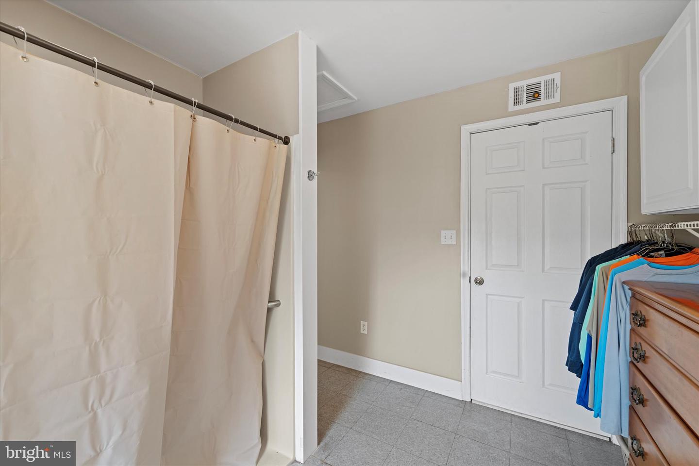 42880 SPINKS FERRY RD, LEESBURG, Virginia 20176, 3 Bedrooms Bedrooms, ,2 BathroomsBathrooms,Residential,For Sale,42880 SPINKS FERRY RD,VALO2093528 MLS # VALO2093528