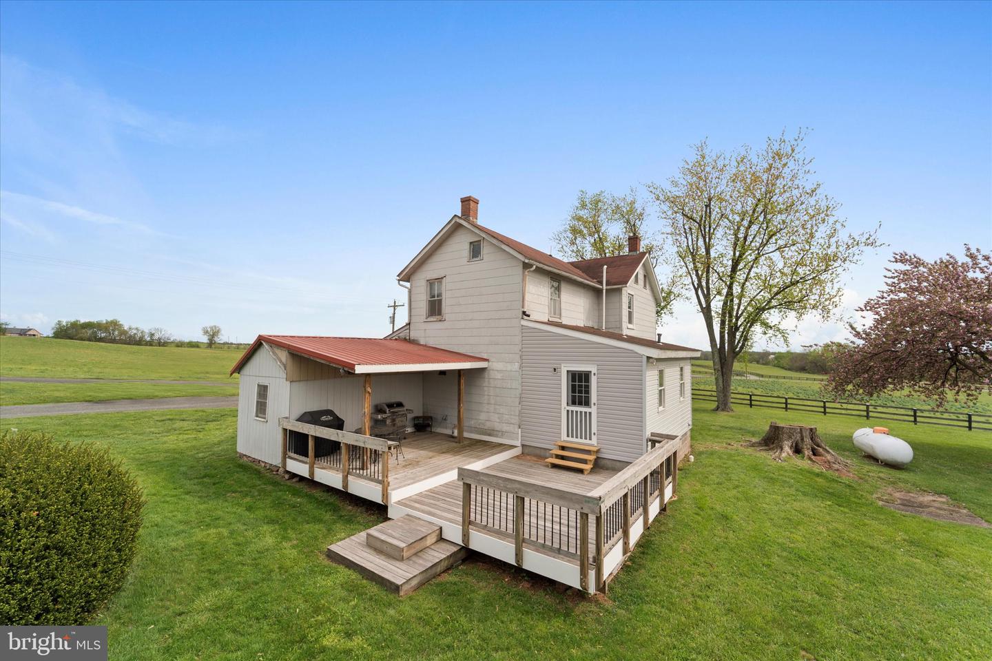 42880 SPINKS FERRY RD, LEESBURG, Virginia 20176, 3 Bedrooms Bedrooms, ,2 BathroomsBathrooms,Residential,For Sale,42880 SPINKS FERRY RD,VALO2093528 MLS # VALO2093528