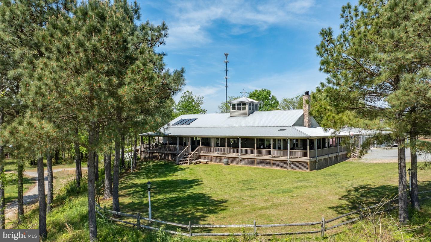 1025 GOOD LUCK RD, KILMARNOCK, Virginia 22482, ,Farm,For Sale,1025 GOOD LUCK RD,VALV2000784 MLS # VALV2000784