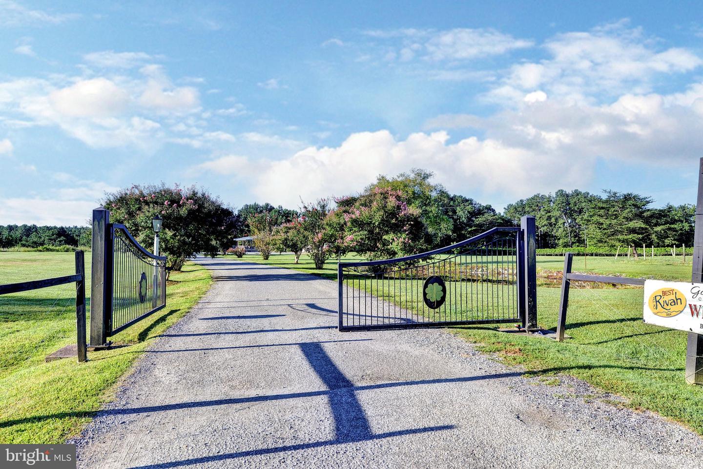 1025 GOOD LUCK RD, KILMARNOCK, Virginia 22482, ,Farm,For Sale,1025 GOOD LUCK RD,VALV2000784 MLS # VALV2000784