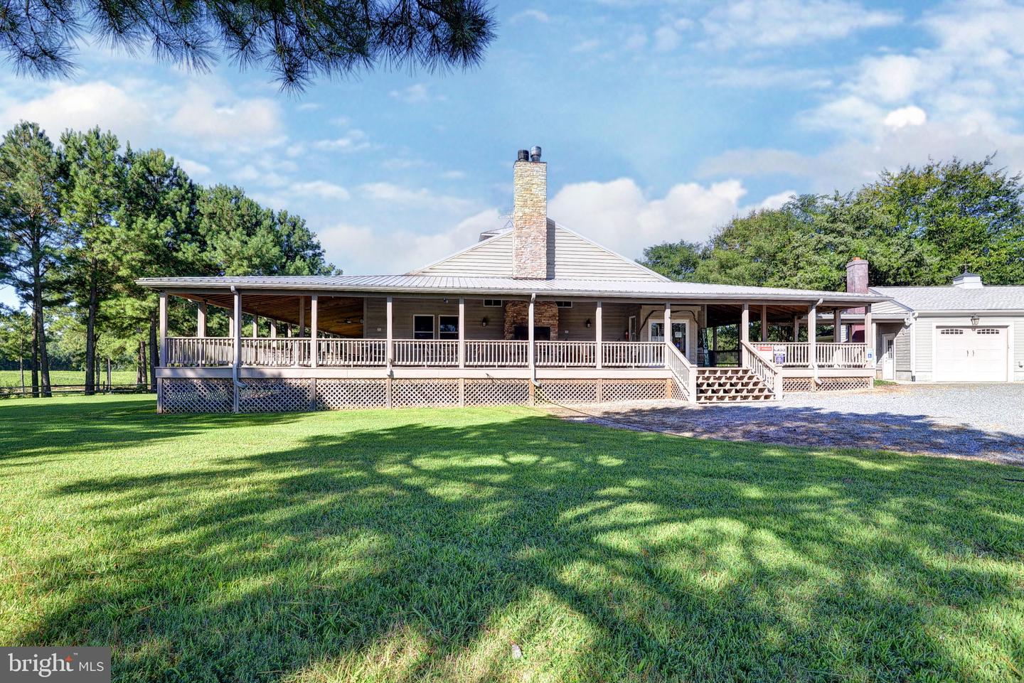 1025 GOOD LUCK RD, KILMARNOCK, Virginia 22482, ,Farm,For Sale,1025 GOOD LUCK RD,VALV2000784 MLS # VALV2000784