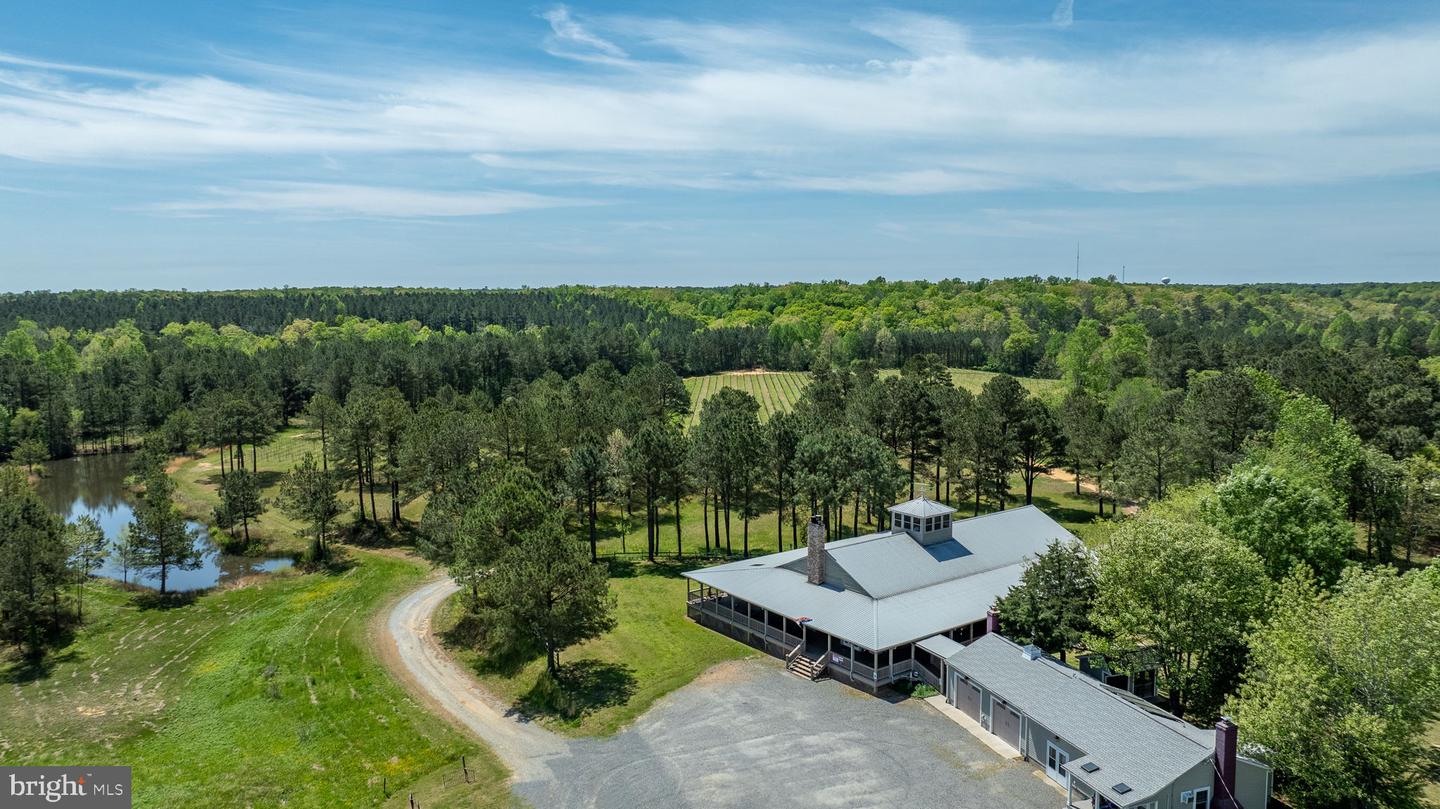 1025 GOOD LUCK RD, KILMARNOCK, Virginia 22482, ,Farm,For Sale,1025 GOOD LUCK RD,VALV2000784 MLS # VALV2000784