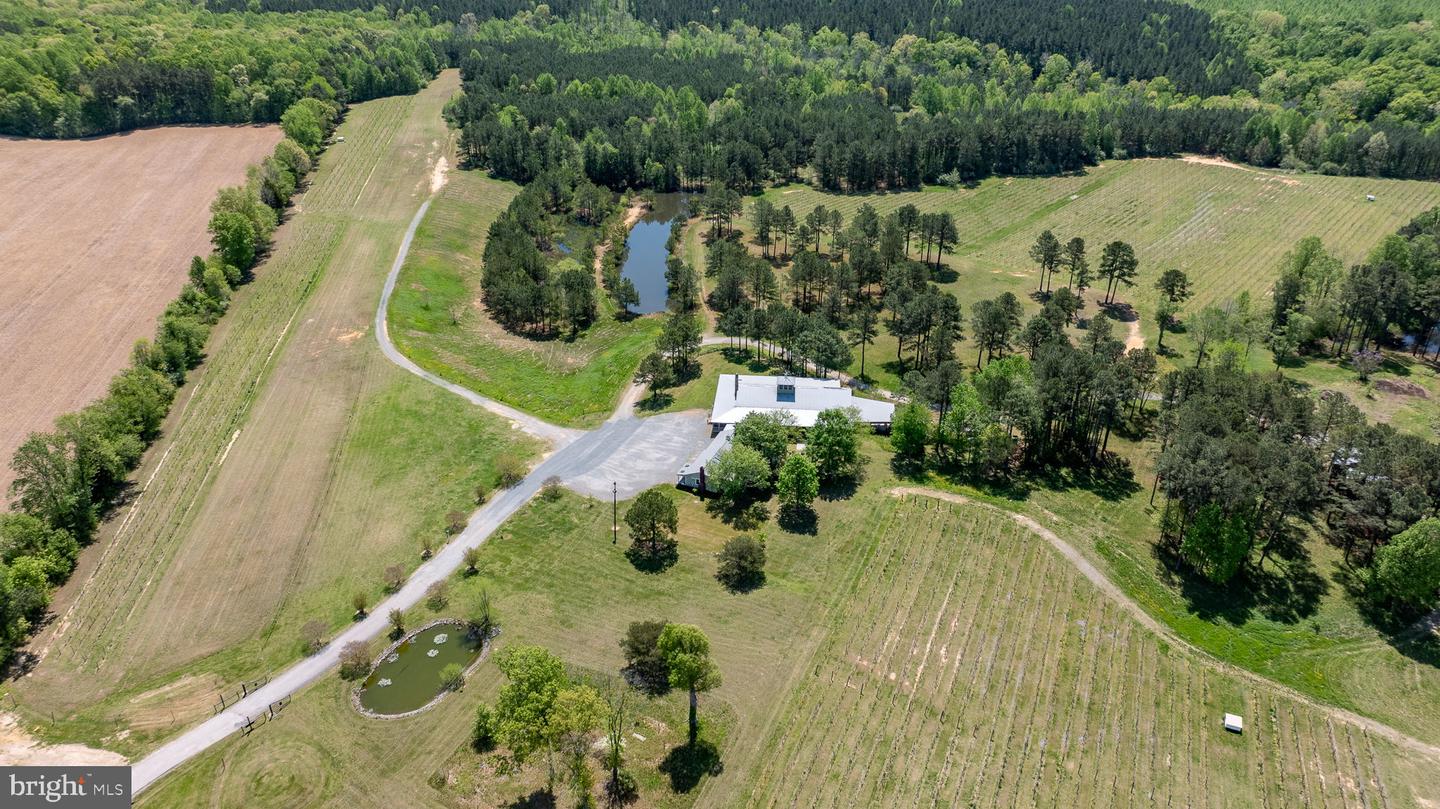 1025 GOOD LUCK RD, KILMARNOCK, Virginia 22482, ,Farm,For Sale,1025 GOOD LUCK RD,VALV2000784 MLS # VALV2000784