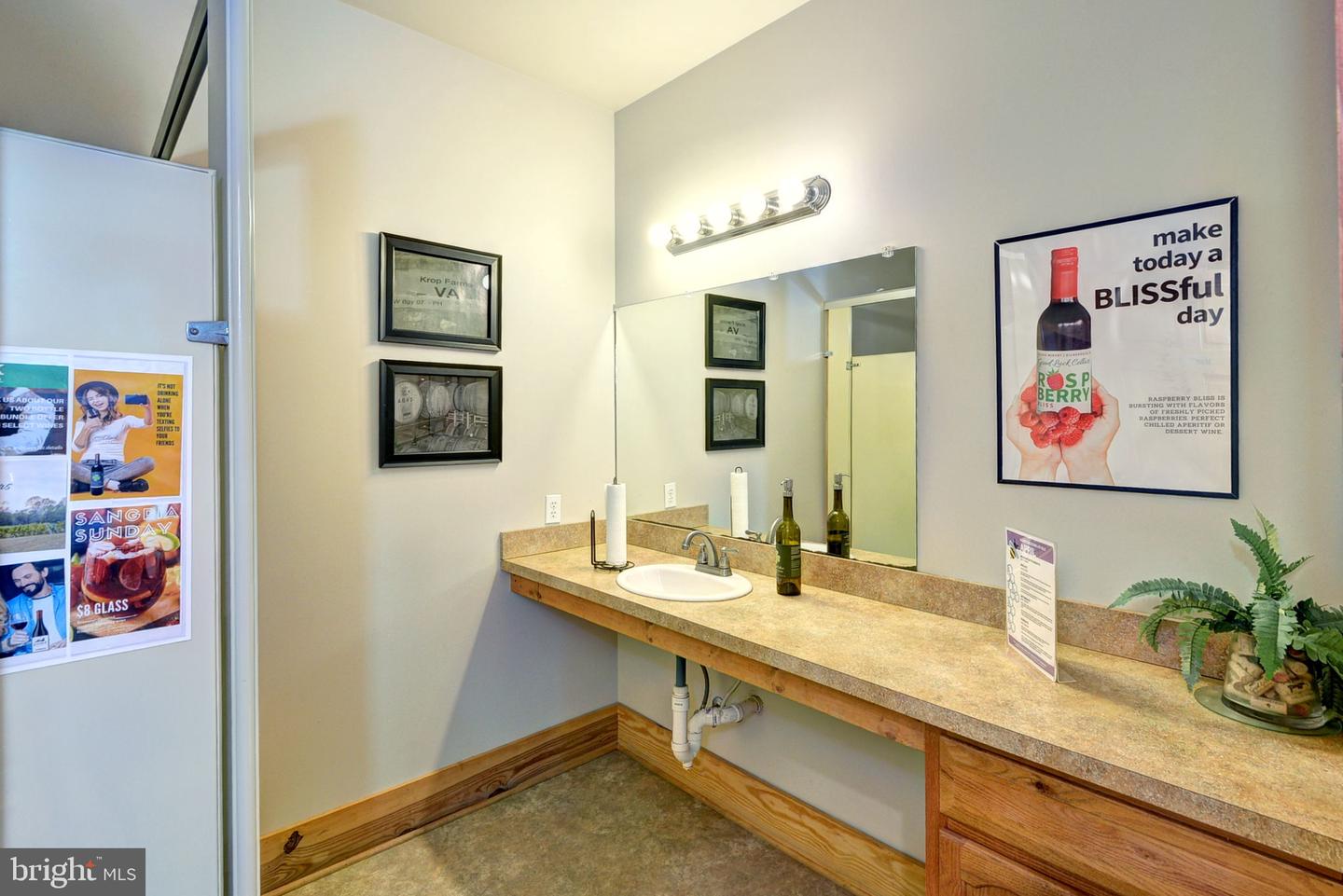 1025 GOOD LUCK RD, KILMARNOCK, Virginia 22482, ,Farm,For Sale,1025 GOOD LUCK RD,VALV2000784 MLS # VALV2000784