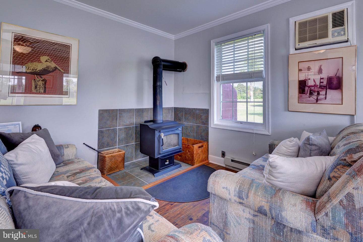 1025 GOOD LUCK RD, KILMARNOCK, Virginia 22482, ,Farm,For Sale,1025 GOOD LUCK RD,VALV2000786 MLS # VALV2000786